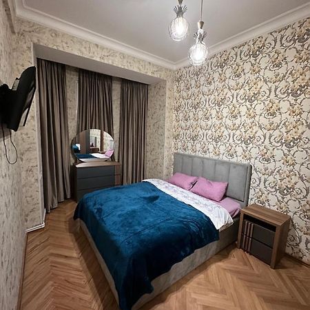 4 Bedroom Suite Apartment Ln Tbilisi City Exterior photo