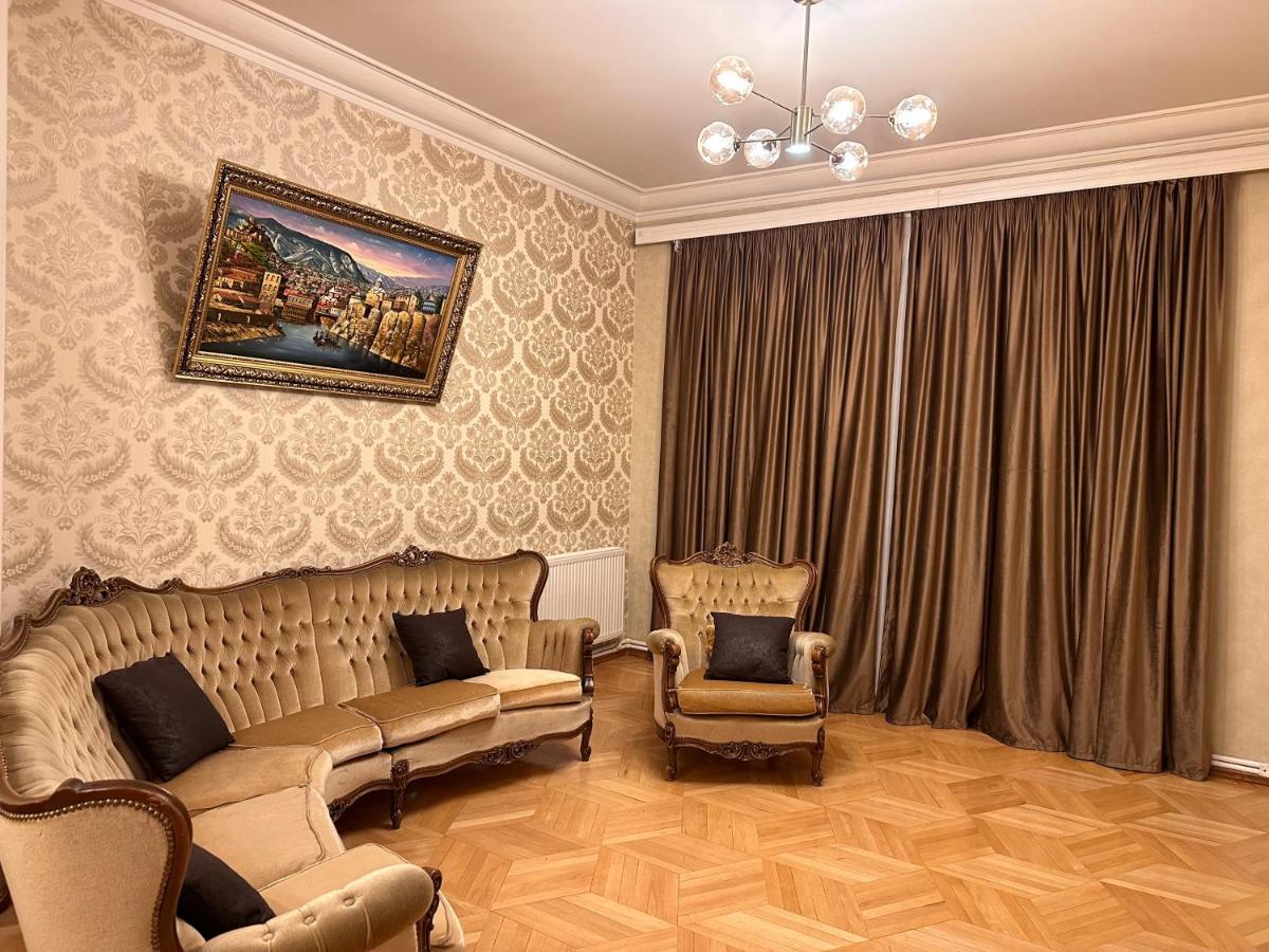 4 Bedroom Suite Apartment Ln Tbilisi City Exterior photo