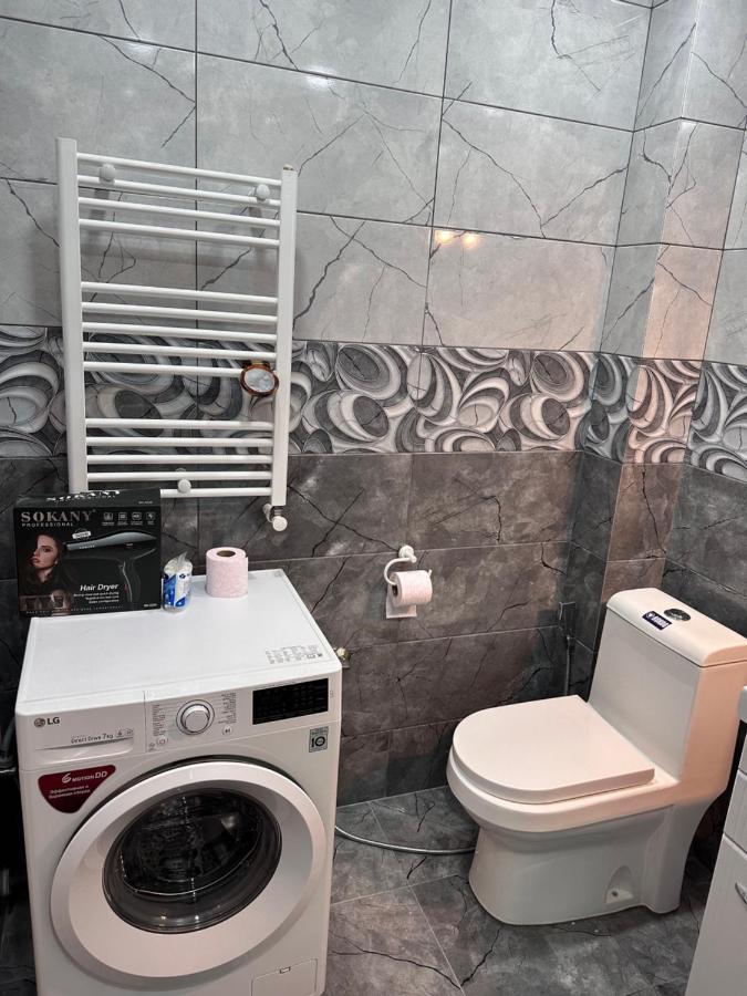 4 Bedroom Suite Apartment Ln Tbilisi City Exterior photo